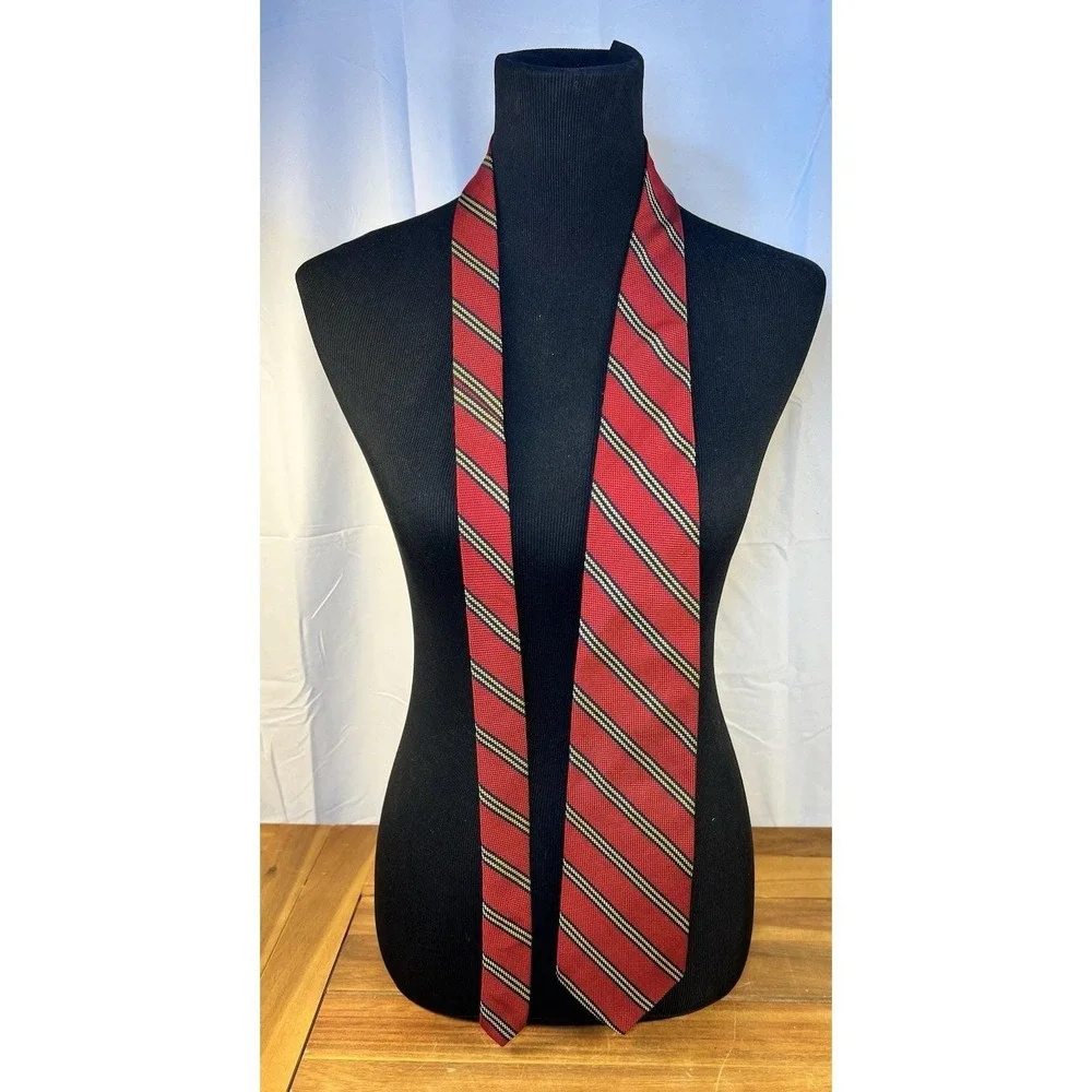 Brooks Brothers Makers Men's Tie 100% Silk Made in USA Vintage 58 Preppy